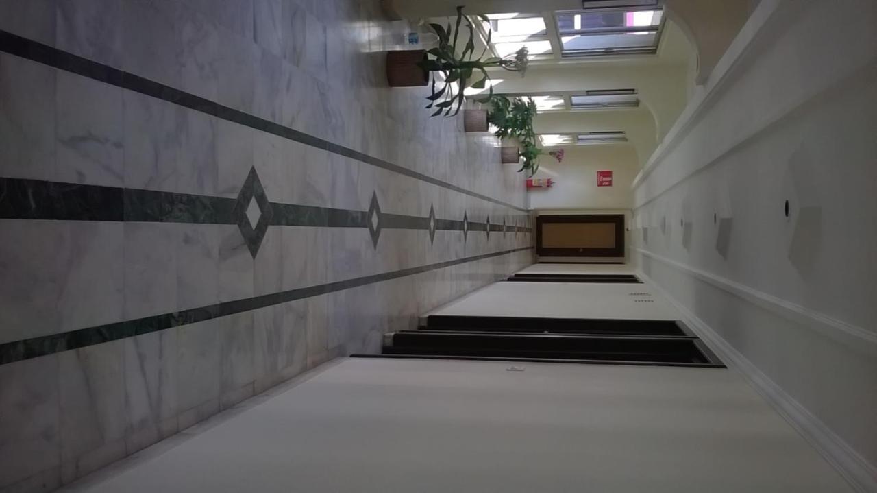 Hotel Alpha Vadodara Ngoại thất bức ảnh
