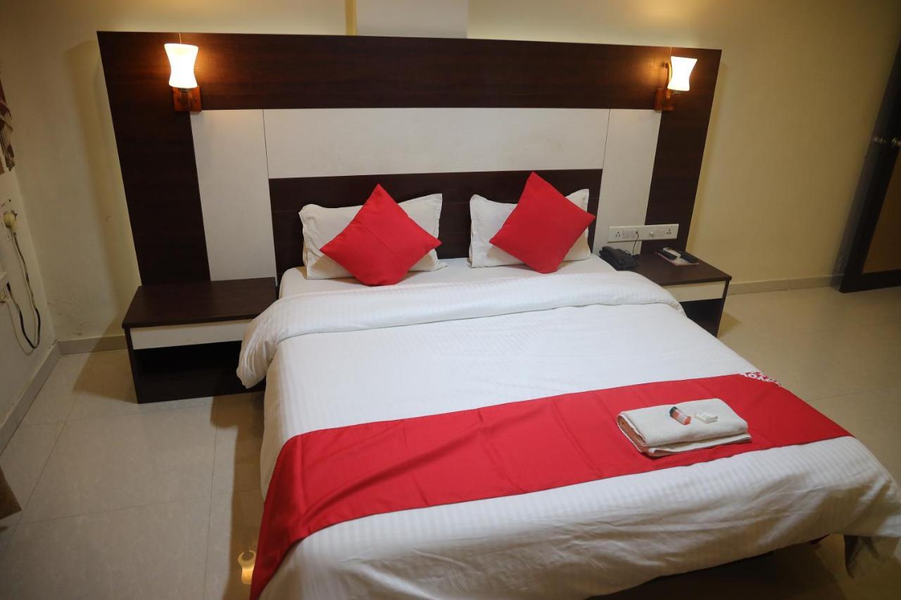 Hotel Alpha Vadodara Ngoại thất bức ảnh