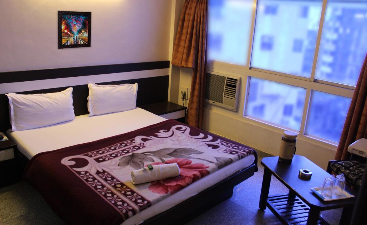 Hotel Alpha Vadodara Ngoại thất bức ảnh