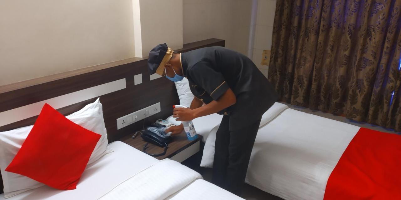 Hotel Alpha Vadodara Ngoại thất bức ảnh